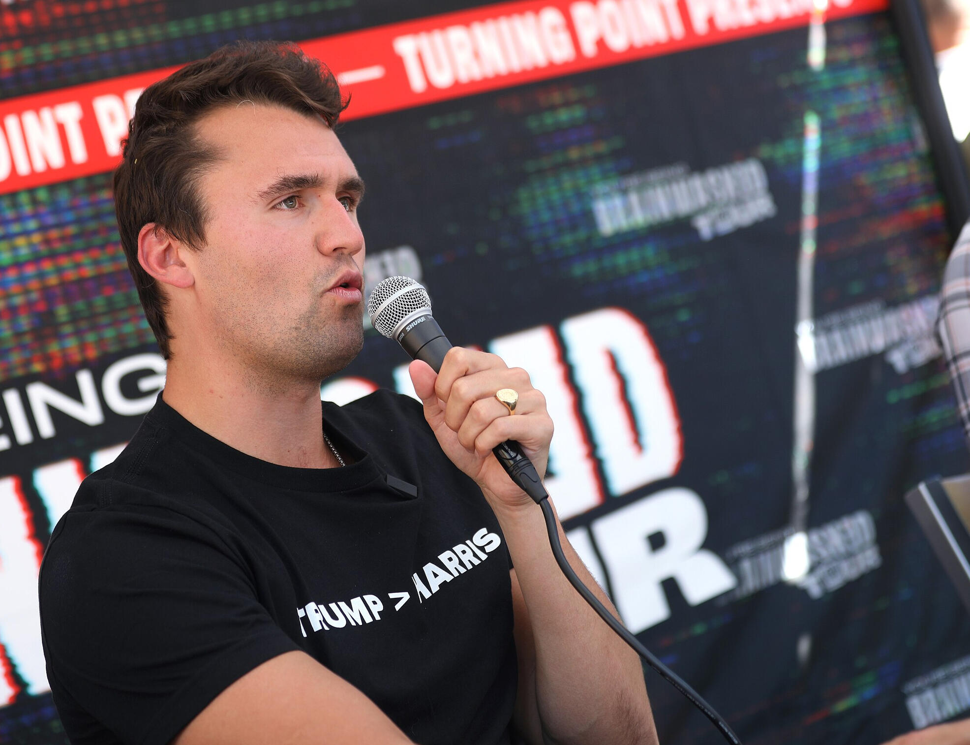 By Gage Skidmore from Surprise, AZ, United States of America - Rob Schneider & Charlie Kirk, CC BY-SA 2.0, https://commons.wikimedia.org/w/index.php?curid=174850141